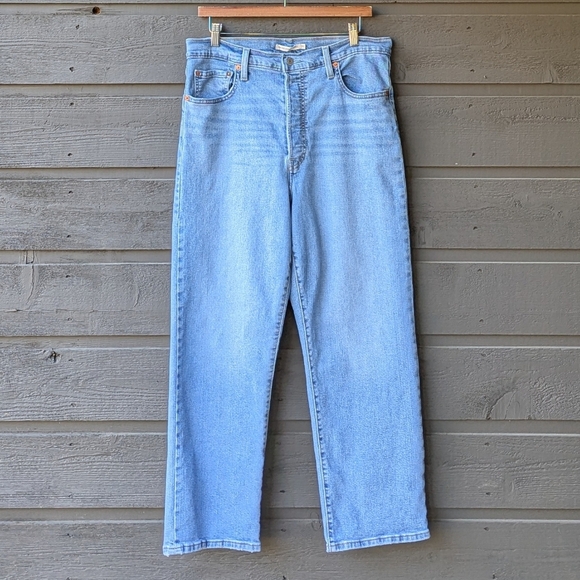 Levi's Ribcage Straight Ankle Jeans Size 32 Light Wash Button Fly Stretchy - Picture 9 of 9